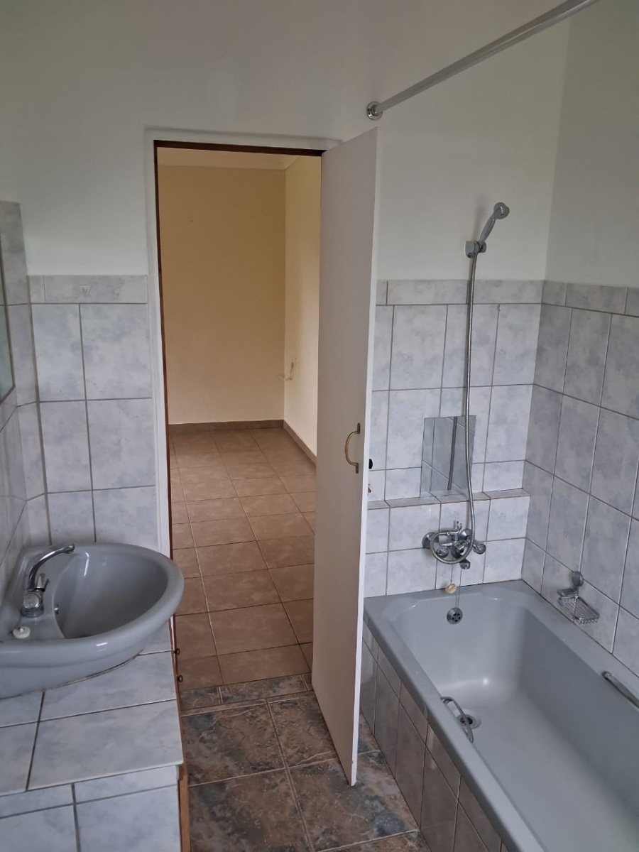 To Let 1 Bedroom Property for Rent in De Rust AH North West